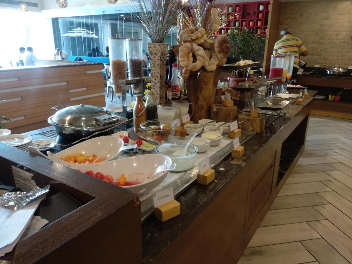 Country Inn & Suites By Radisson Jammu Exterior photo