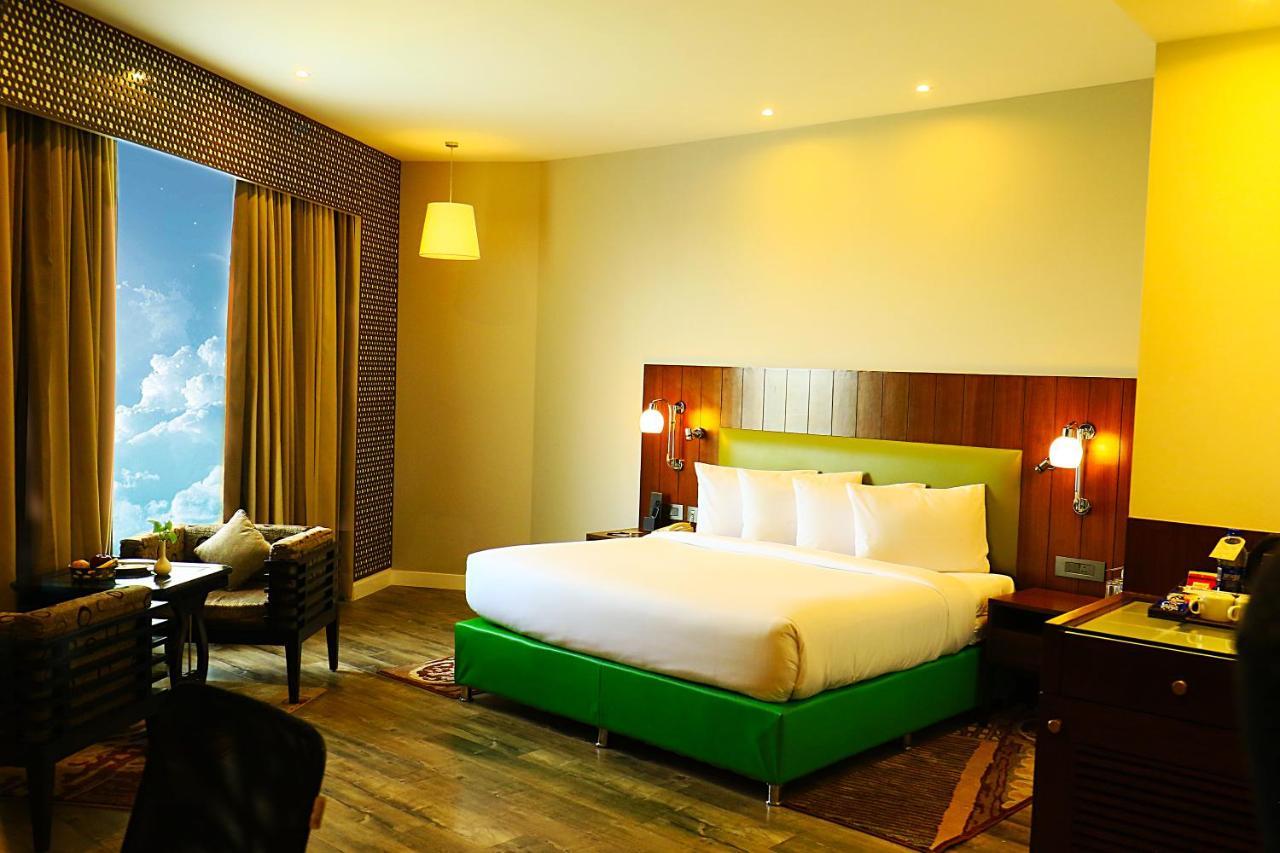 Country Inn & Suites By Radisson Jammu Exterior photo
