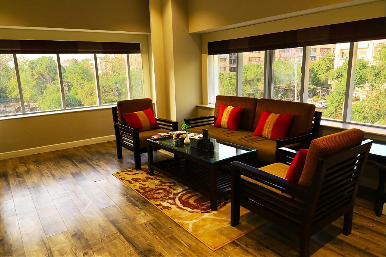 Country Inn & Suites By Radisson Jammu Exterior photo