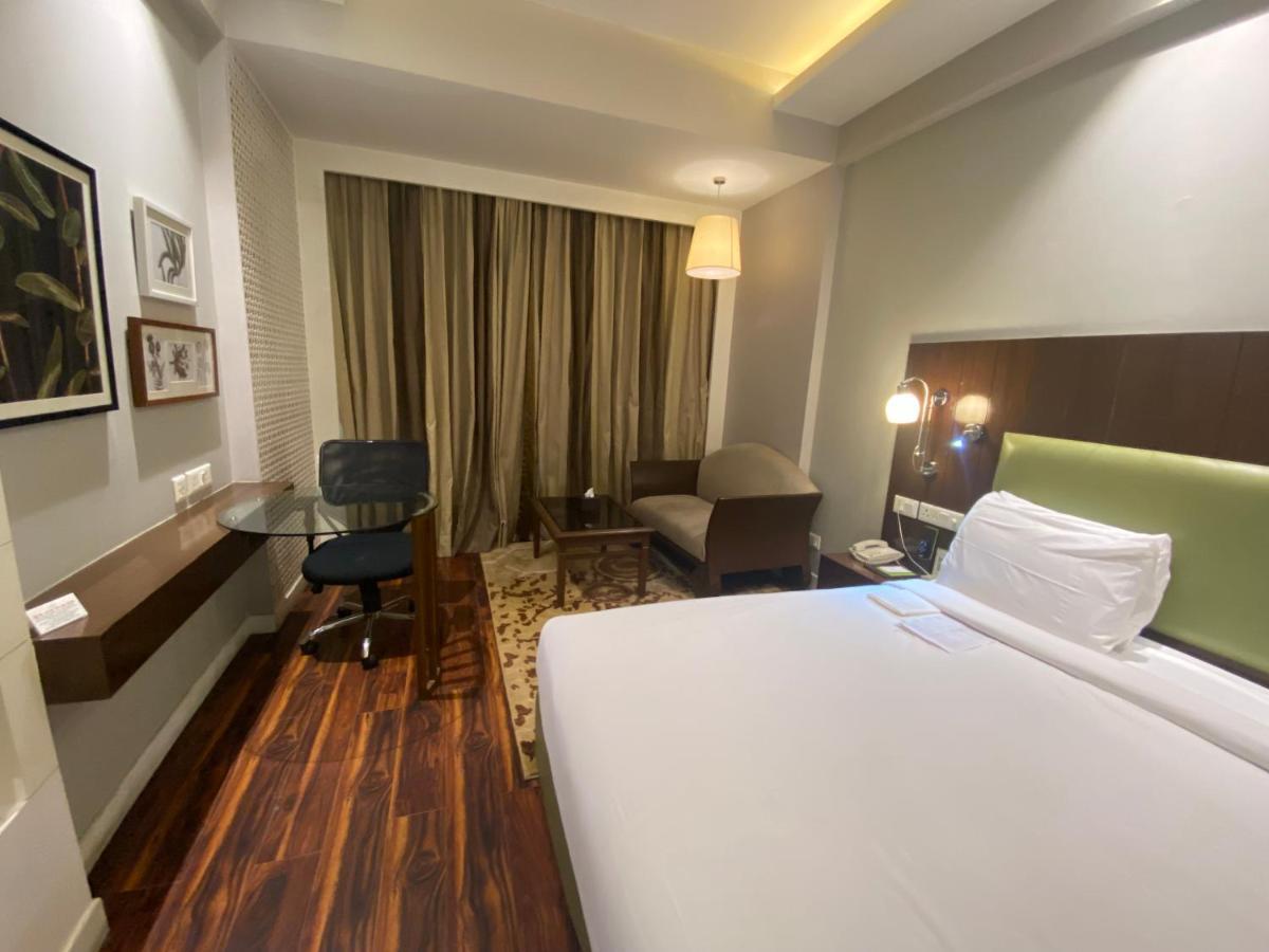 Country Inn & Suites By Radisson Jammu Exterior photo