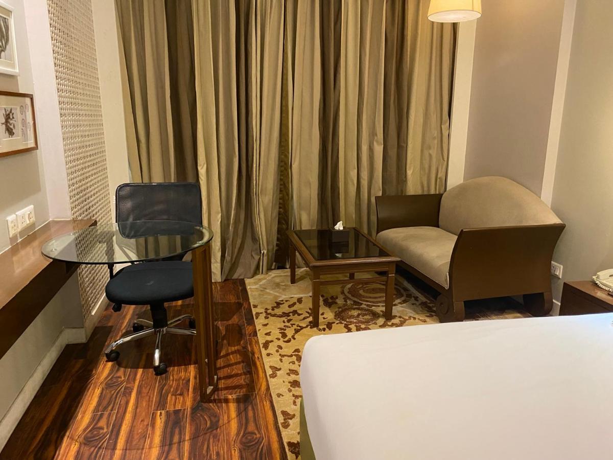 Country Inn & Suites By Radisson Jammu Exterior photo