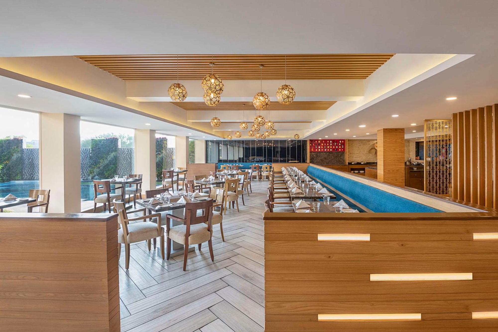 Country Inn & Suites By Radisson Jammu Exterior photo