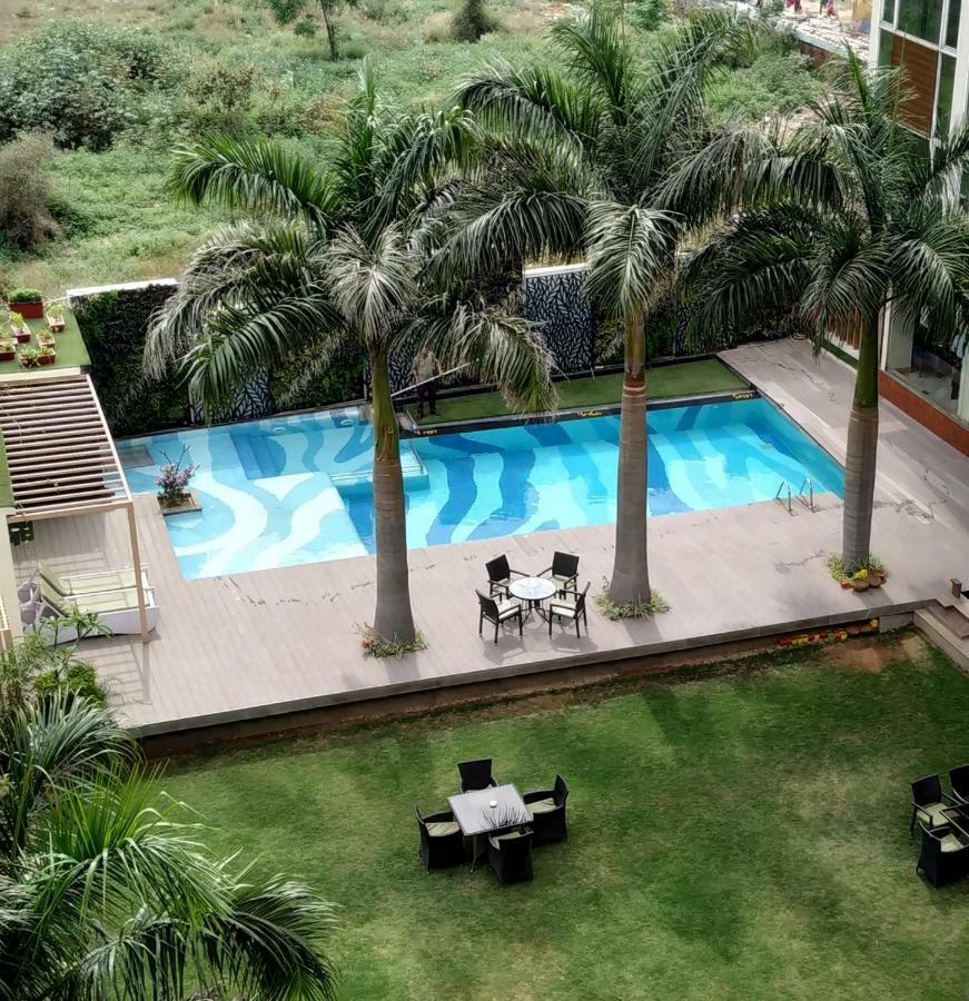 Country Inn & Suites By Radisson Jammu Exterior photo